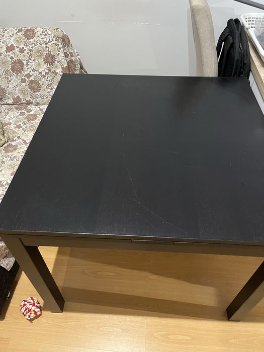 Mesa jantar Bjursta ikea