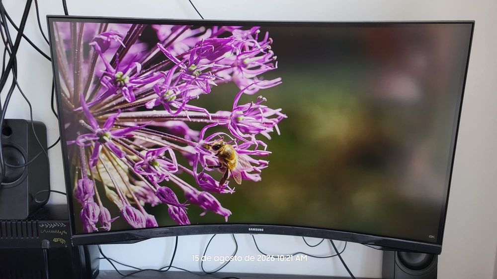 Monitor SAMSUNG 32"