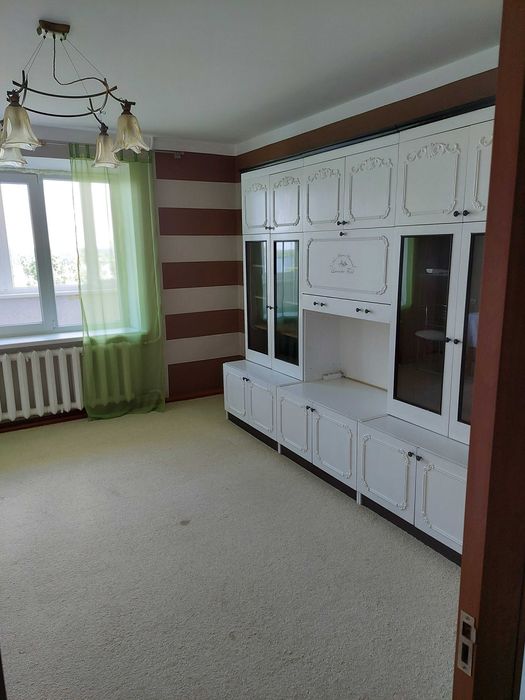 Оренда квартира трикімнатна 65м.  8 поверх, м. Канів, власник