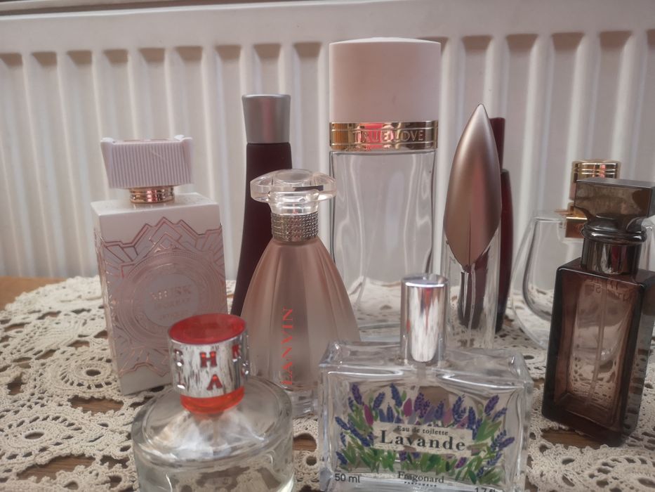Flakoniki po perfumach 20 sztuk ok