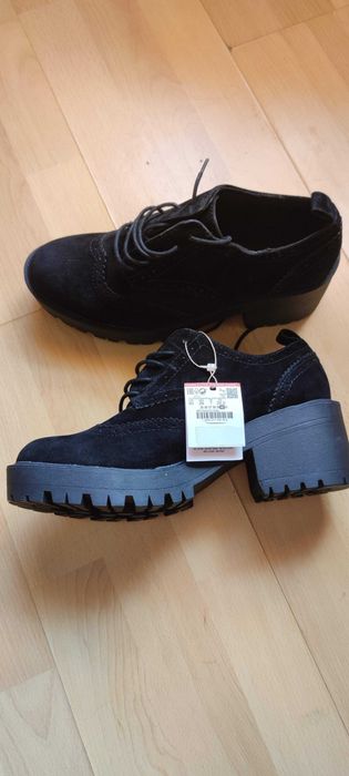 SAPATOS PULL N BEAR - plataforma - novos!