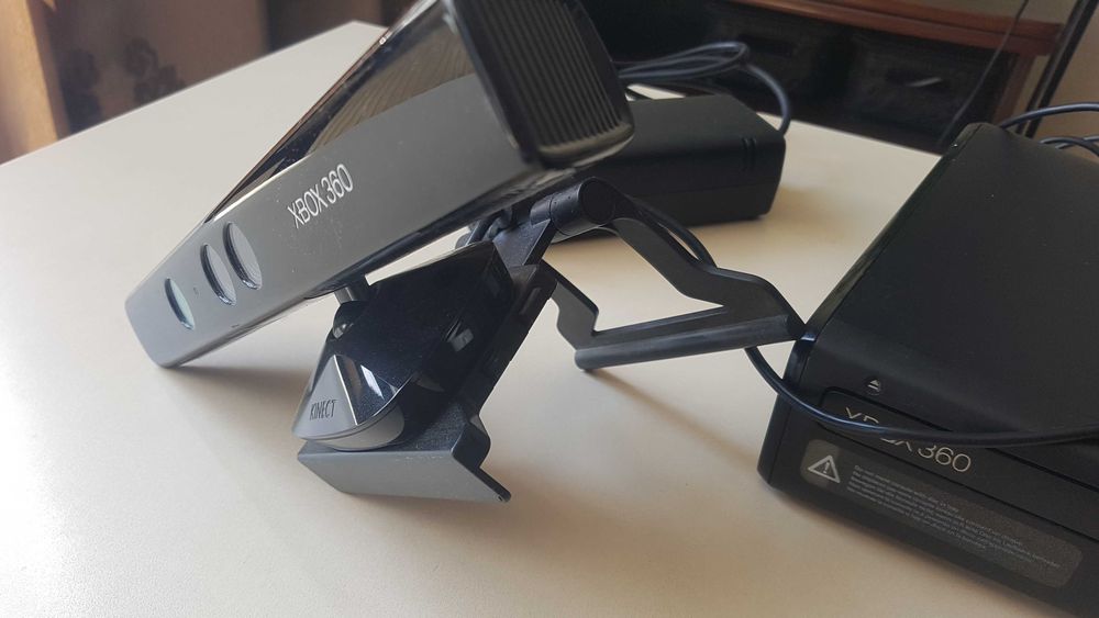 Mega набор XBOX360 Slim FREEBOOT, Kinect+ линза , гарнитура.