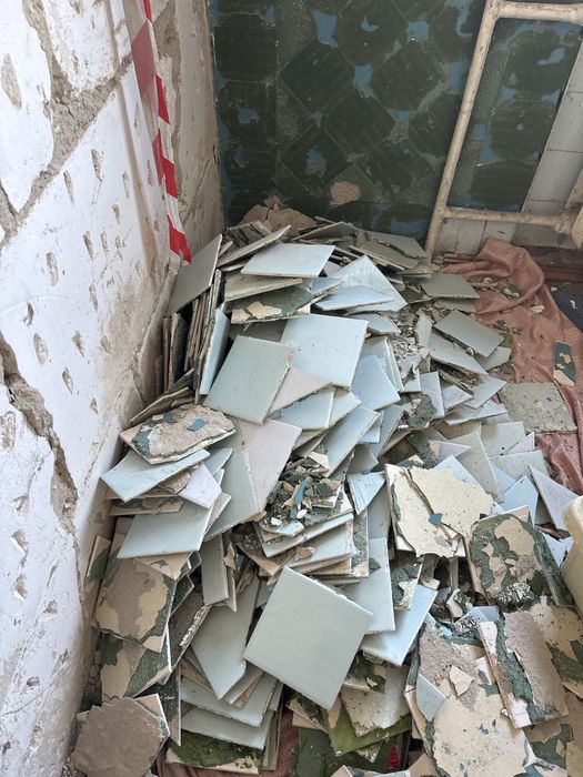 Плитка бу в мішках ціла