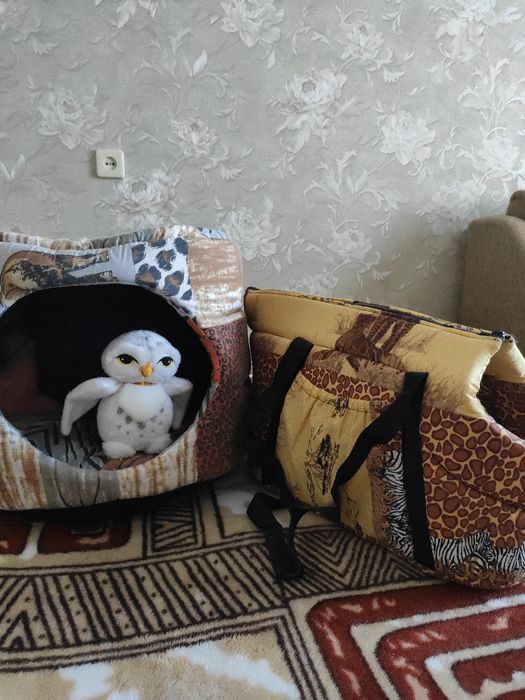 Будиночок та сумка переносна для улюблених тваринок