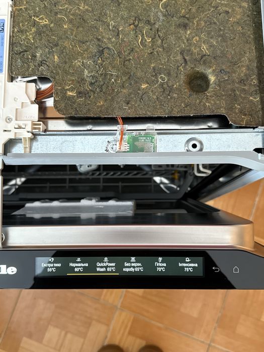 Посудомийна машина Miele G 7960 SCVi | 9 год напрацювання | Максимум