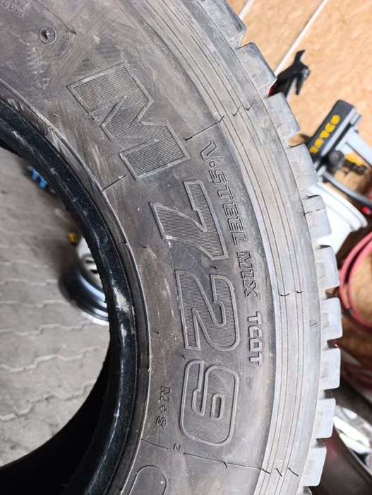 Шини 305/70R19.5  Bridgestone