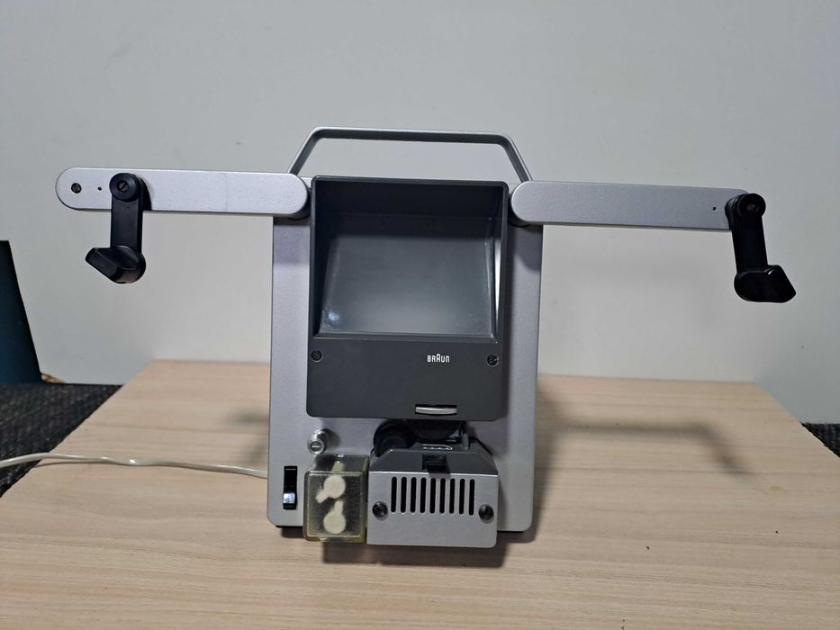 Przeglądarka do filmów Super8 BRAUN Sb1