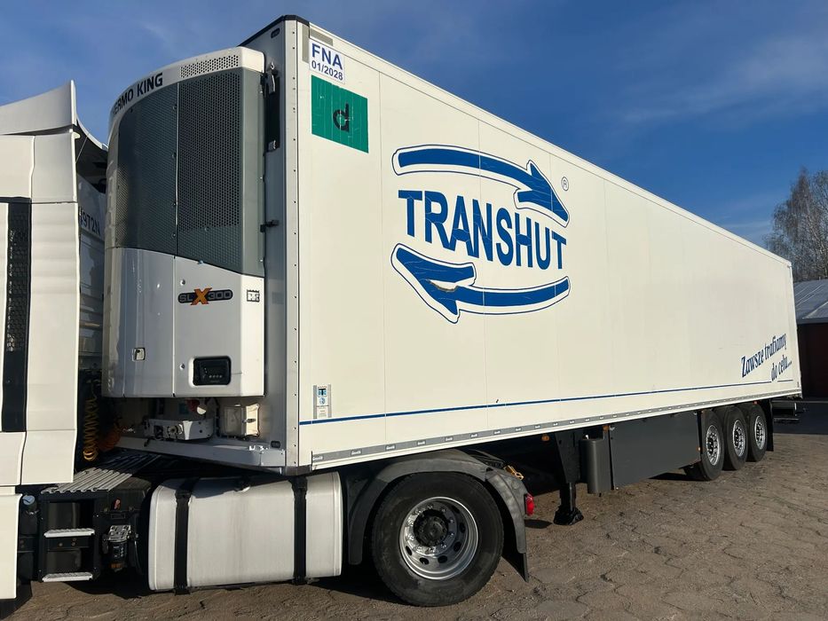 Schmitz Cargobull THERMO KING SLX300 HAKÓWKA / 7 CM GRUBA ŚCIANA / KOSZ PALETOWY / 4 ZAMKI / DIESEL + ELEKTRYK / 2012 ROK !!  Hakowa / GRUBA ŚCIANA 7 CM / 4 zamki / THERMO KING SLX300
