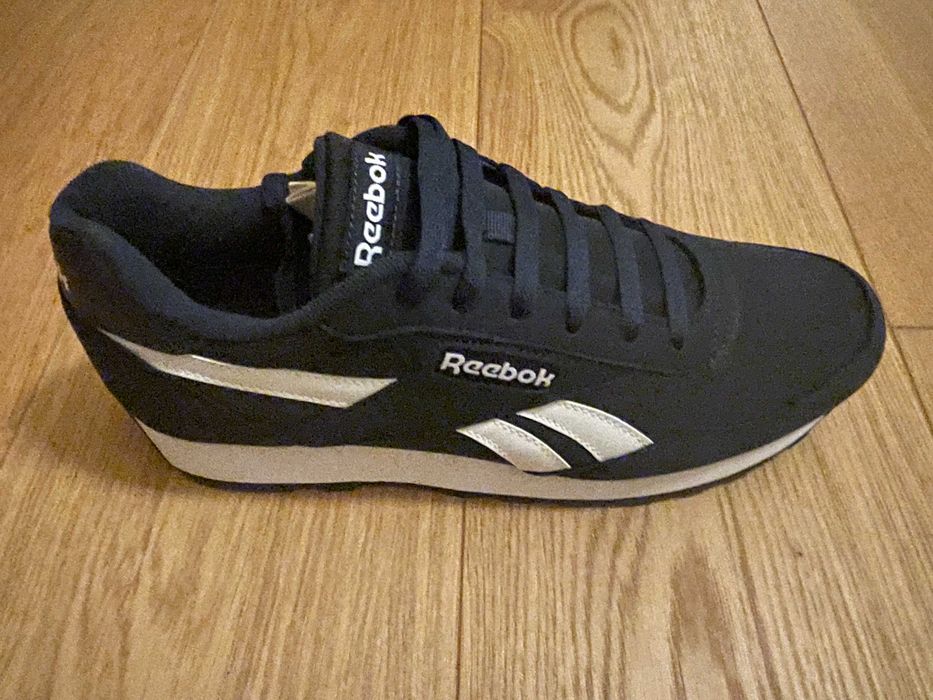 Reebok Rewind Run 44