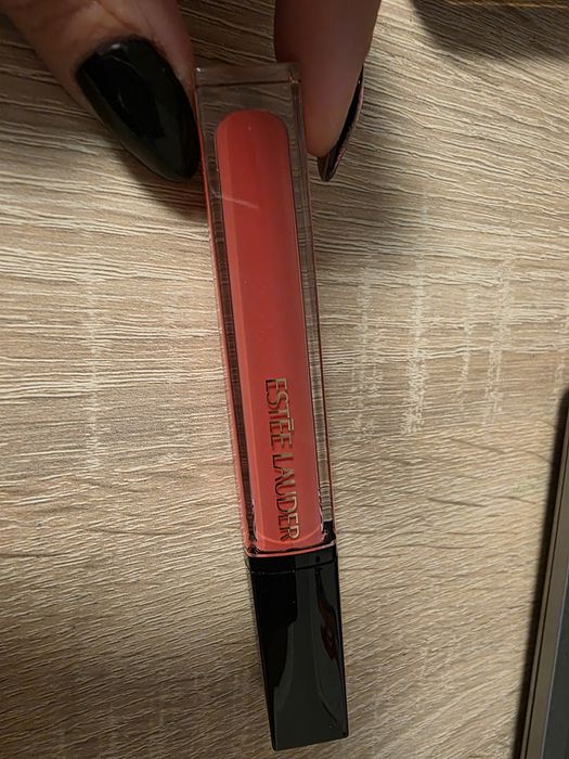 Estee Lauder Pure Color Envy kissable Lip shine  106