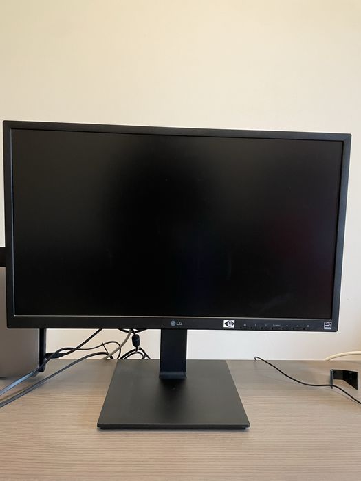 Monitor LG 24BP750C-B Full HD, RJ45, Hub USB, PD