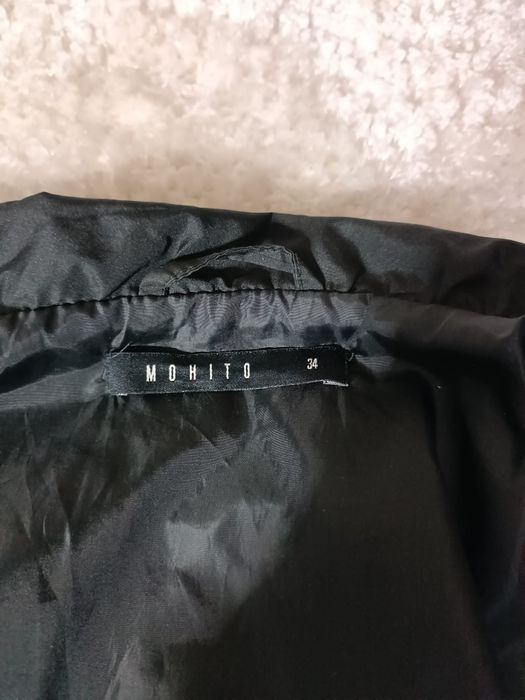 Płaszcz cienki taliowany XS mohito