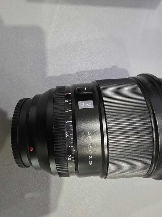 Viltrox XF 75mm 1.2 Pro