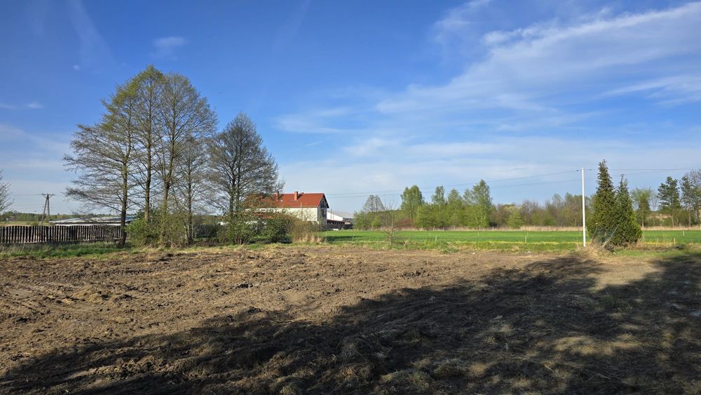 Piekne dzialki ok Malinowice -ustawne - duze , obok jezior- bezposrednio -15 min Katowice