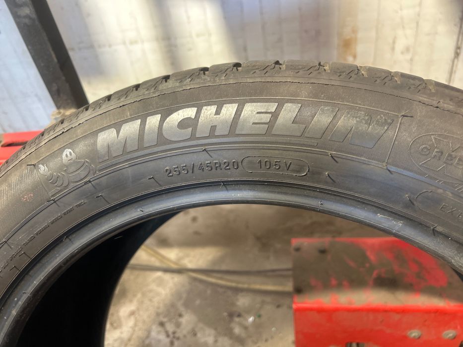 Michelin Latitude sport 3 255/45/20 105V