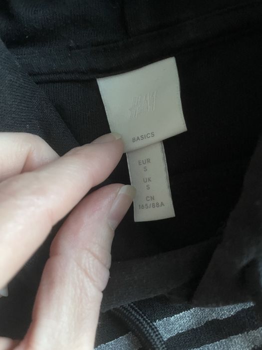 Худі H&M Basics з кастомним малюнком “Узі” із серіалу «Дрони-вбивці» / Uzi із серіалу “Murder Drones”