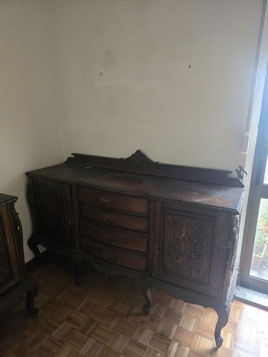 Móveis - aparador em bom estado de conservação