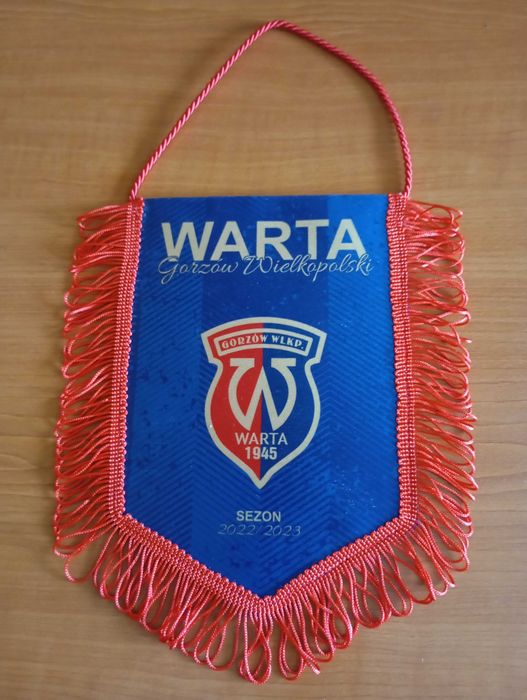 Dwustronny proporczyk Warty Gorzów z sezonu 2022/23