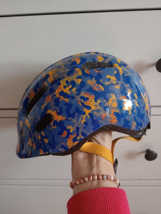 Kask rowerowy Abus