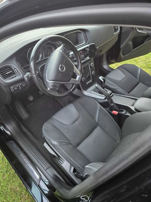 Sprzedam Volvo V40 2.0