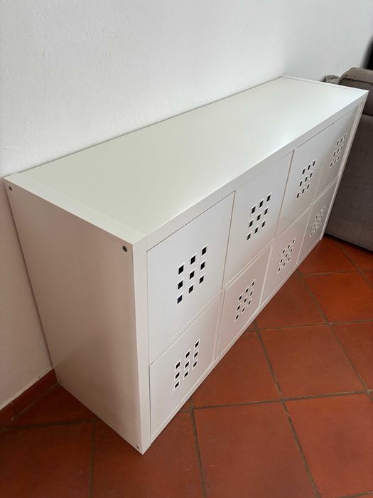 Móvel IKEA KALLAX + 8 caixas – Excelente estado