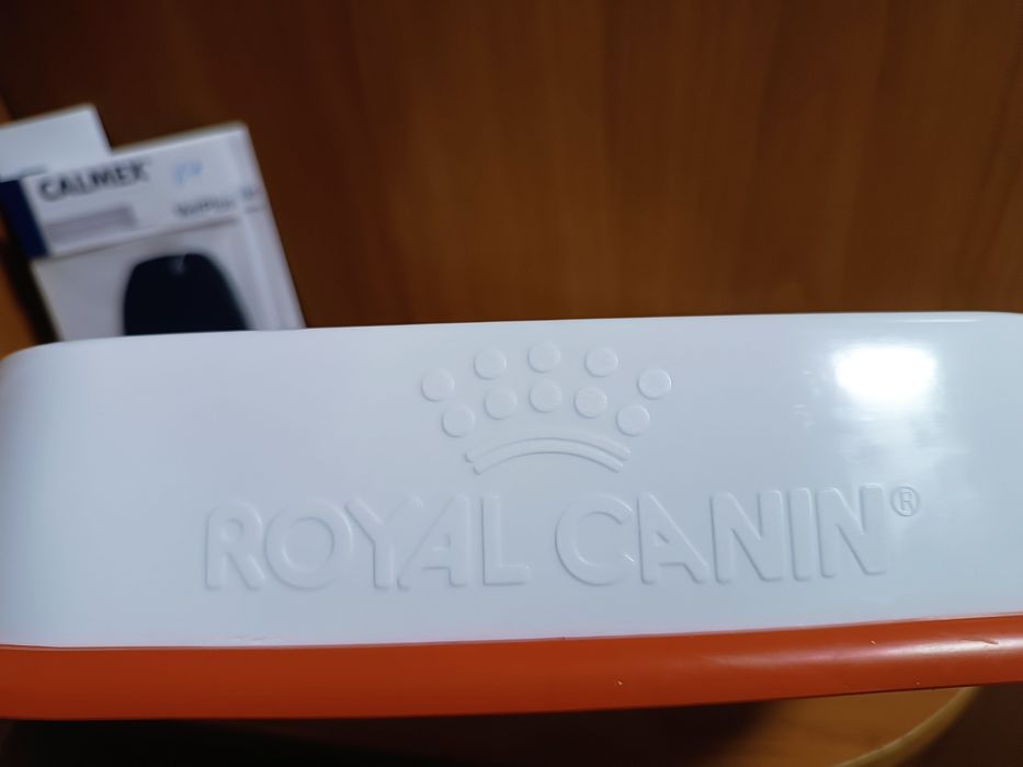 Миска для повільного годування собак Royal Cain Slow Down Bowl