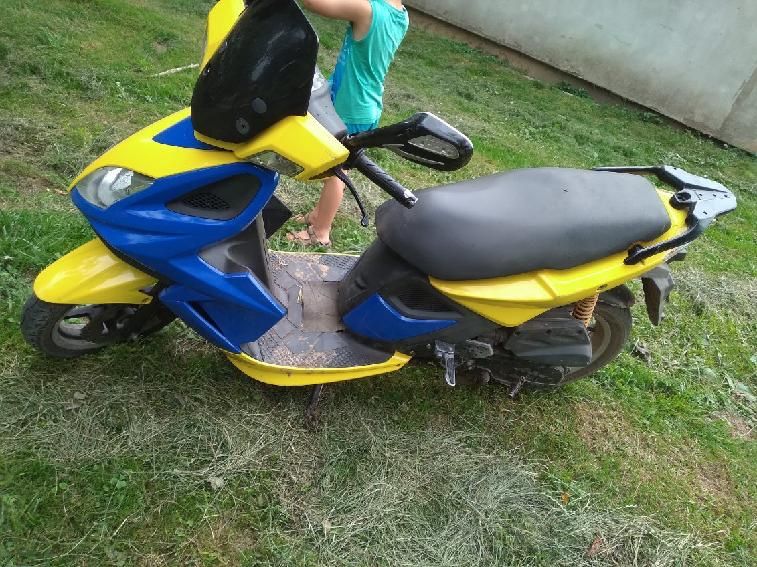 Skuter Kymco Super
