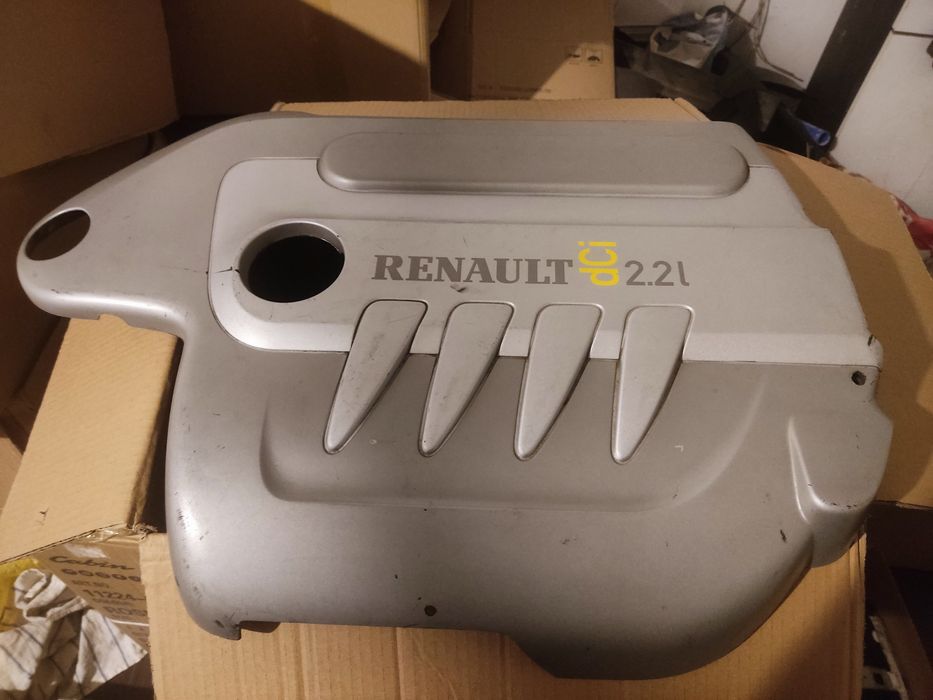 Накладка двигателя Renault 2.2 dci !