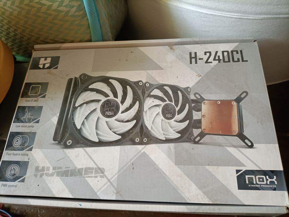 Full AMD computer with keyboard, mouse, and monitor64738025787906121