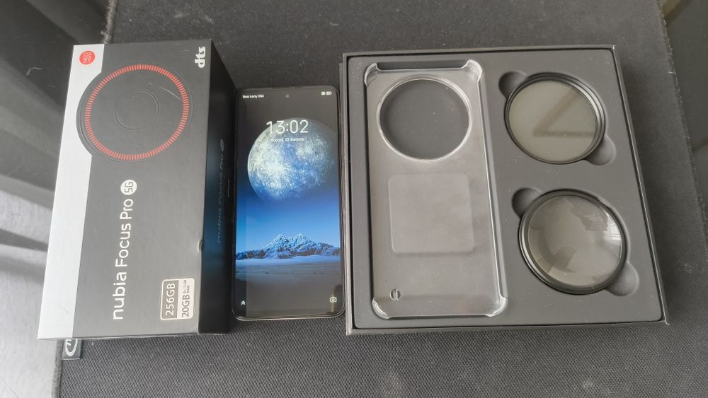 Smartfon Nubia Focus Pro 5G + akcesoria foto. GWARANCJA