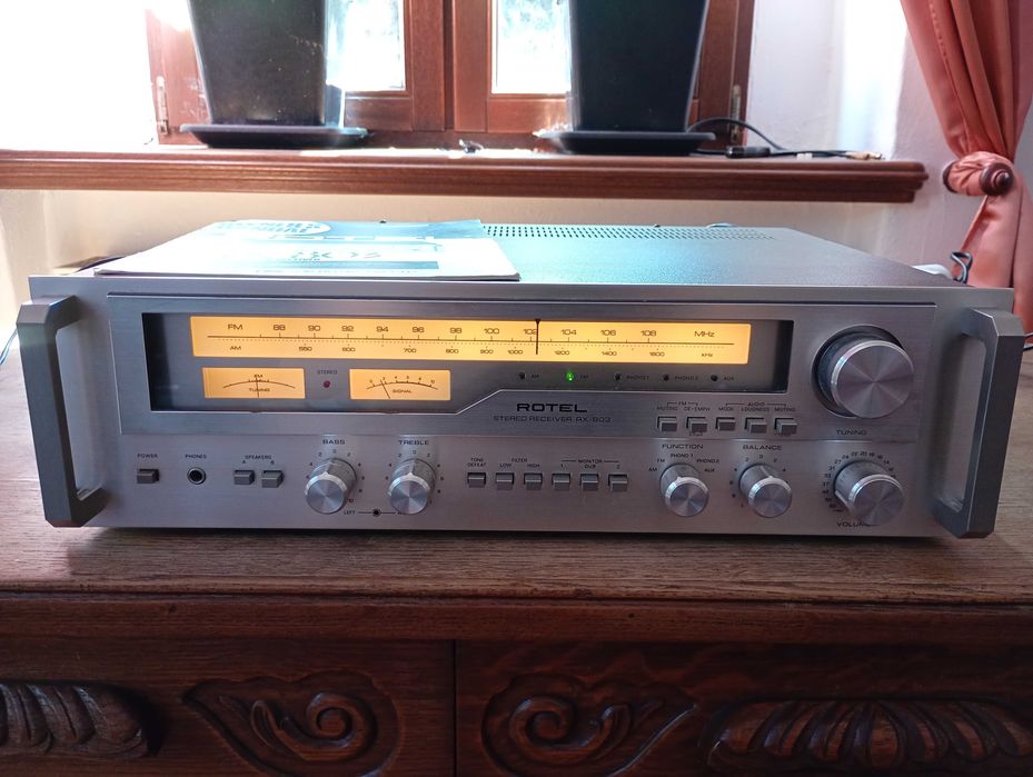 Rotel rx803 piękny duży amplituner stereo Made im Japan wysoki model lubiany i poszukiwany oryginalne dokumenty okazja cenowa zapraszam