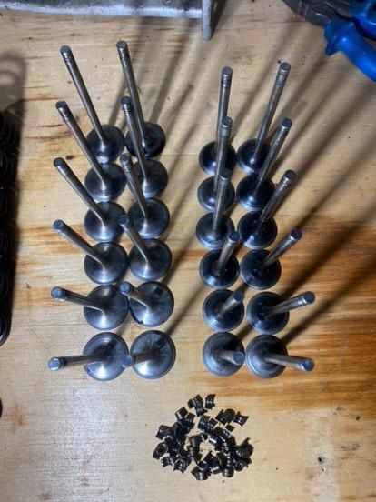 Клапана випускні бмв е34 м50б25 безванос