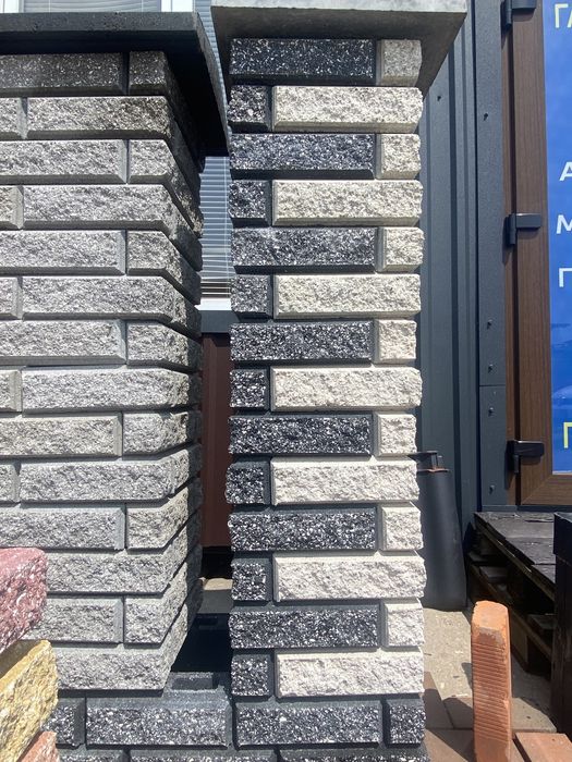 Цегла кая.Цегла на стовпчики.Цегла на паркан