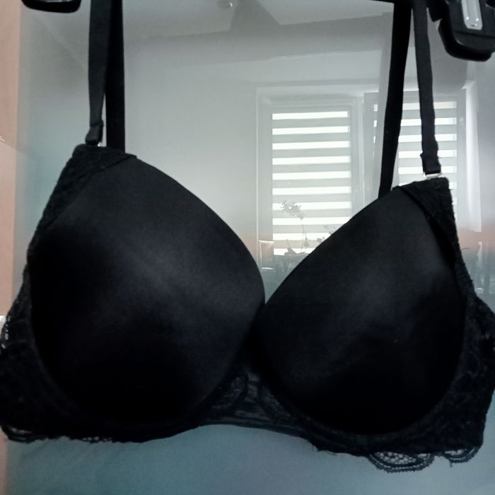Biustonosz push up, czarny Esotiq 70E