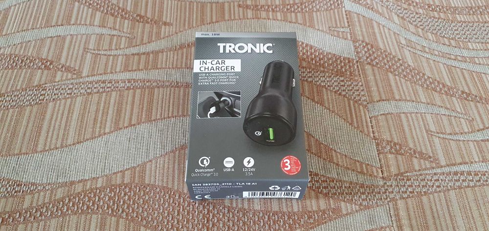 Ładowanie baterii 12/24V 3,5A USB 3.0  4x NOWE Germany telefonu