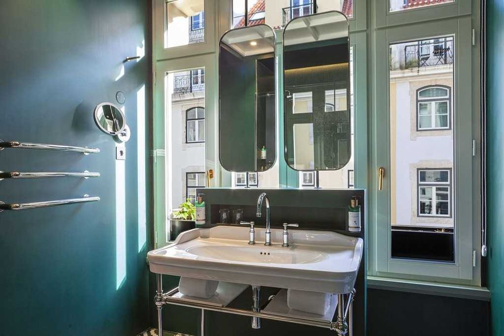 Quartos SUITES (Wc privado)+ TERRAÇOS. Centro Lisboa. Entrada imediata.