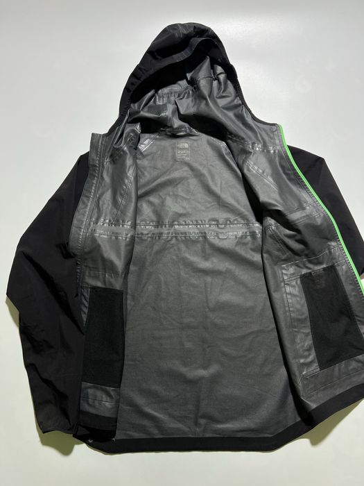 The North Face Flight Series чоловіча чорна мембранна легенька куртка