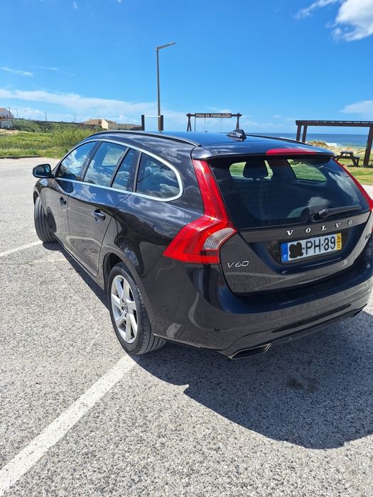 Volvo V60 D4 2.0d 181cv