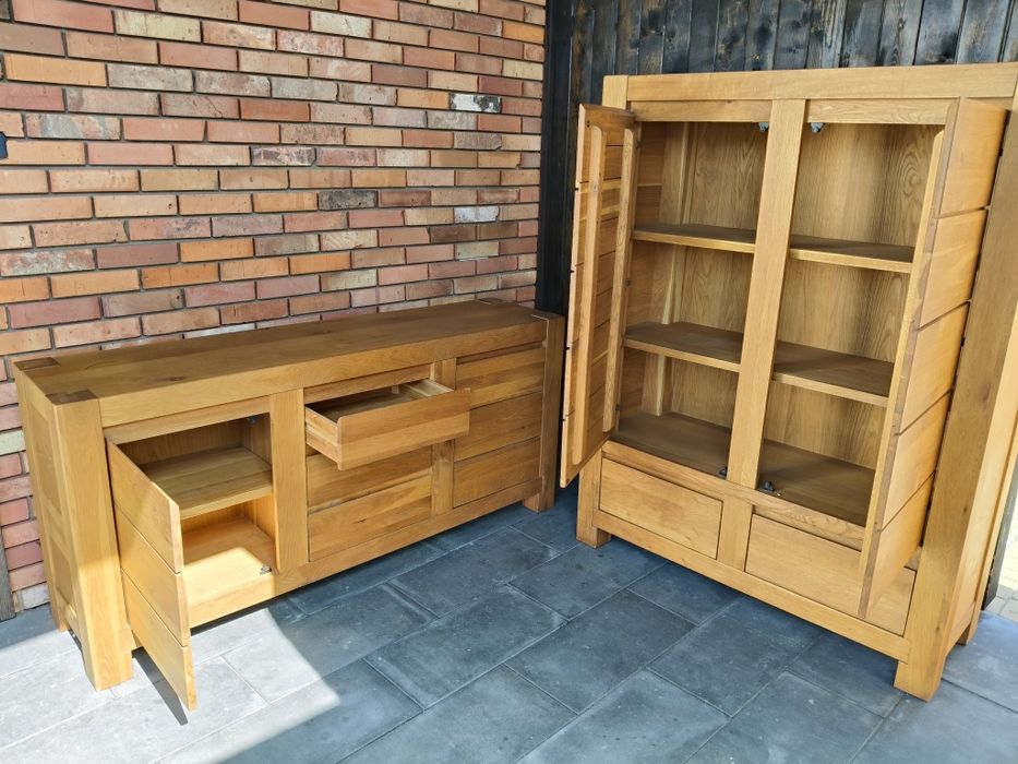 Zestaw mebli dębowych / komoda + aktówka