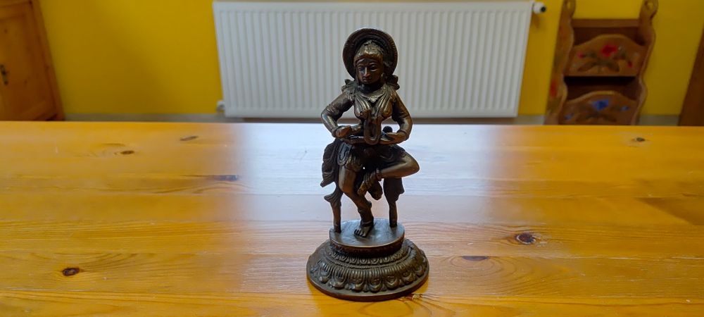 Figurka Indyjskiej Bogini Devi, Brąz