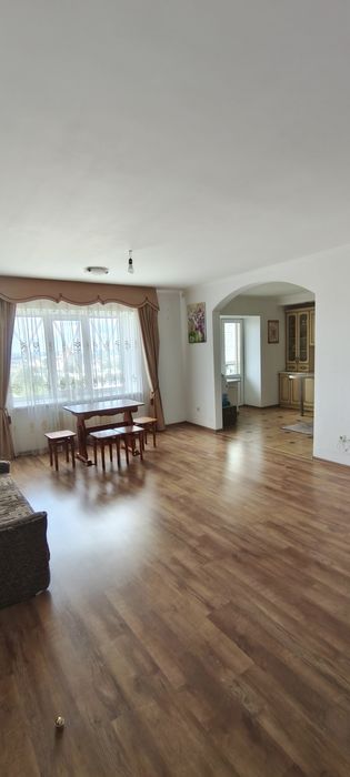 продаж квартири  130 метрів на Кондратьєва
