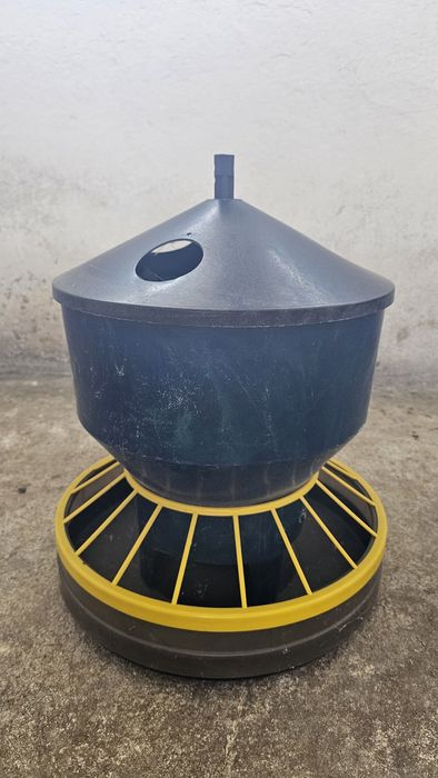 Karmnik paszowy dla drobiu - OKAZJA