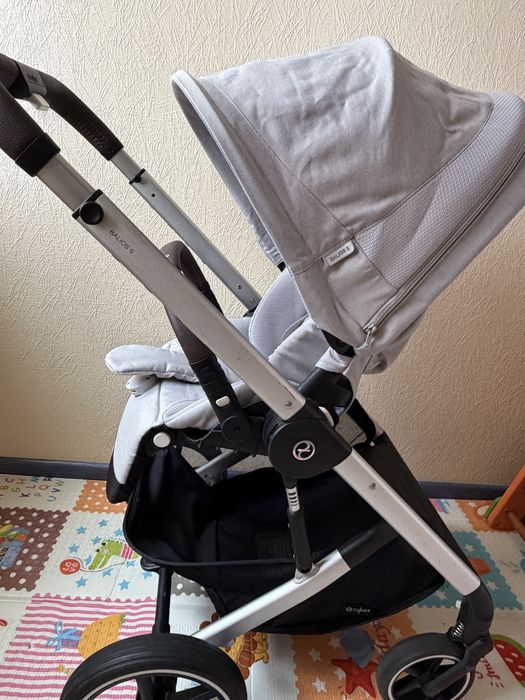 Cybex Balios S Lux прогулянкова