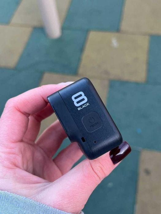 Екшн-камера GoPro Hero 8 з картою пам'яті