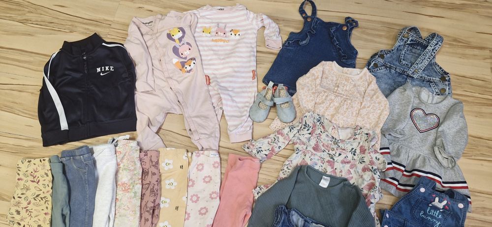 Paka ubranek dla dziewczynki 74. Super stan.