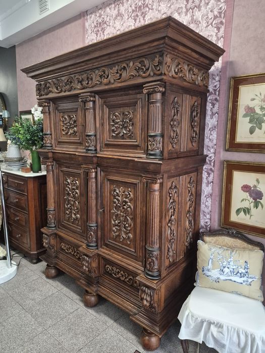 Armário Palaciano Estilo Renascença.  Século XIX.
