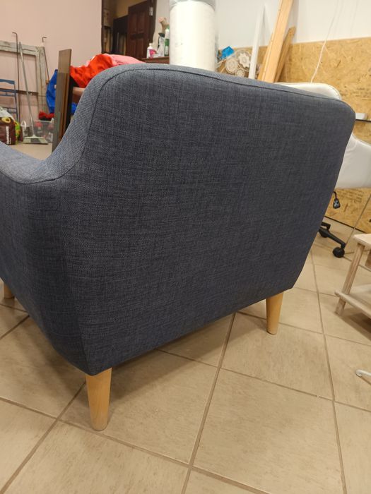 Cadeirão cinzento