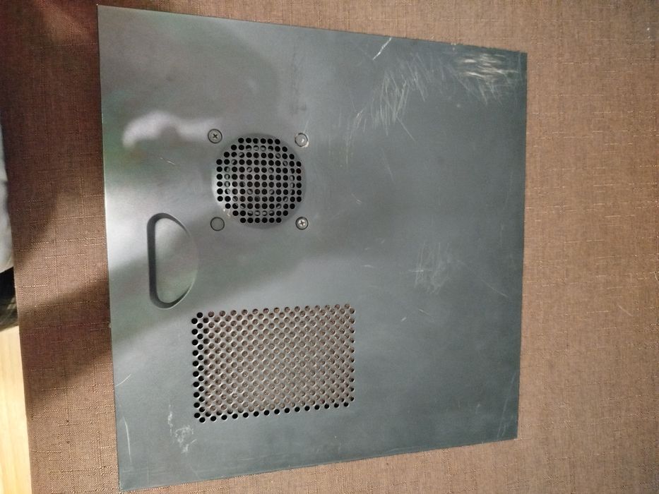 Два Корпуса PARCOM та якісний без іменний корпус.