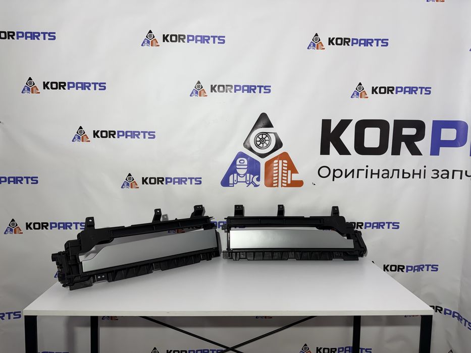 Нижні жалюзі у бампер Hyundai IONIQ 5 / решітка бампера Айонік 5