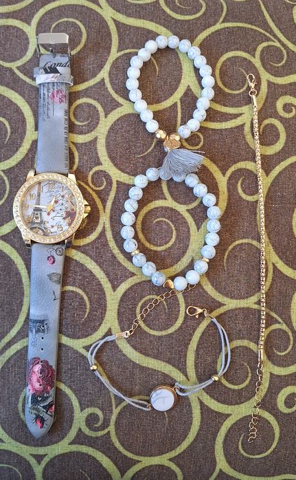 Conjunto Relógio Torre Eiffel + Pulseiras